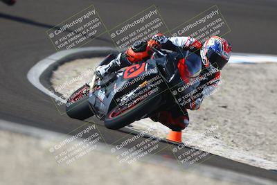 media/Nov-01-2025-TrackDaz (Sat) [[2b4d5192bc]]/A Group/12pm (Turn 2 (Outside)/